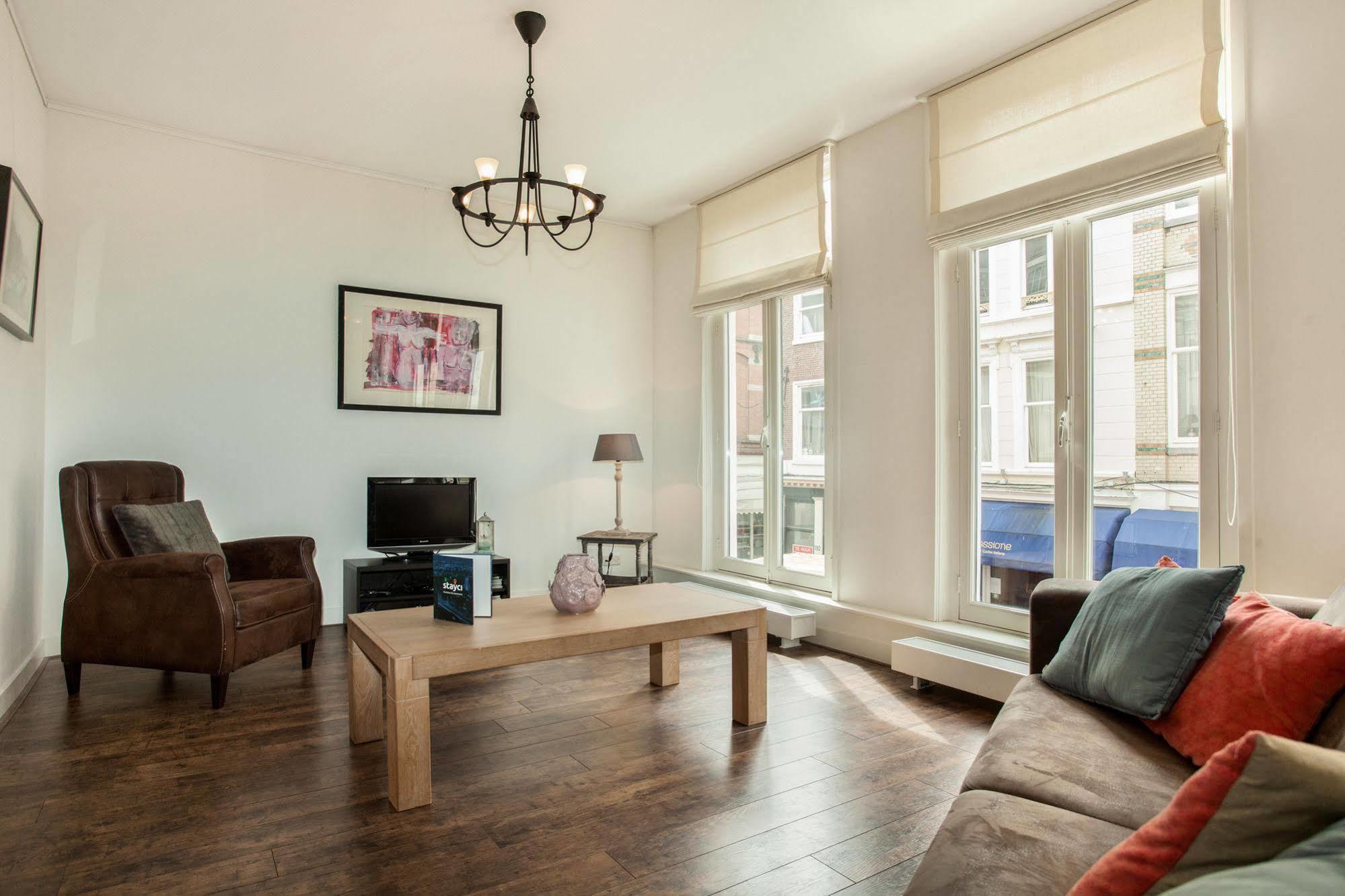 Stayci Serviced Apartments Noordeinde Haag Eksteriør bilde