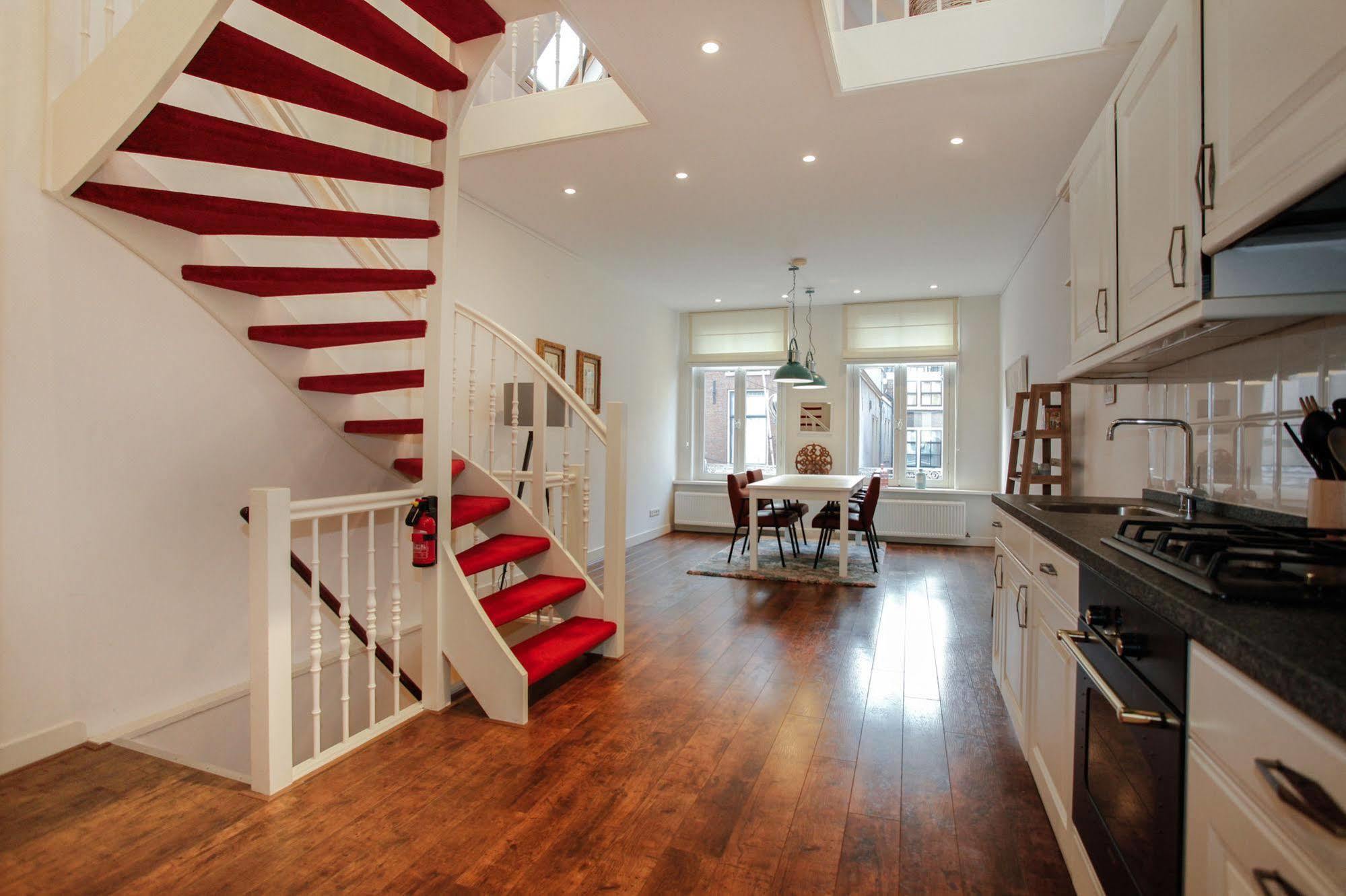 Stayci Serviced Apartments Noordeinde Haag Eksteriør bilde
