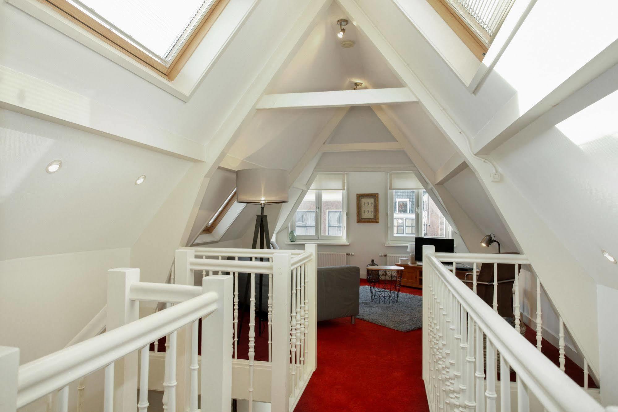Stayci Serviced Apartments Noordeinde Haag Eksteriør bilde
